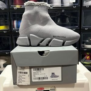 Balenciaga Official